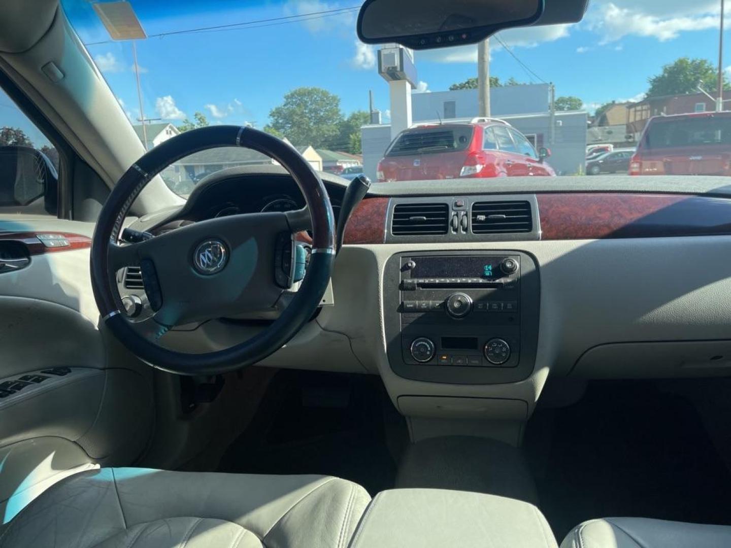 2008 BLUE BUICK LUCERNE CXL (1G4HD572X8U) with an 3.8L engine, Automatic transmission, located at 1708 Broadway, Rockford, IL, 61104, (815) 397-5010, 42.252522, -89.069359 - Photo#5