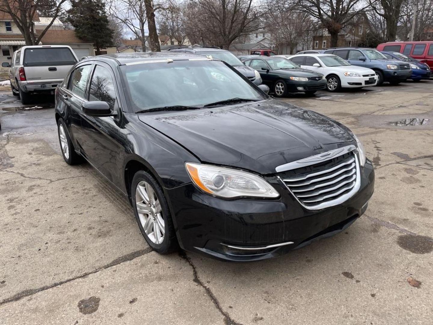 2012 BLACK CHRYSLER 200 TOURING (1C3CCBBBXCN) with an 2.4L engine, Automatic transmission, located at 1708 Broadway, Rockford, IL, 61104, (815) 397-5010, 42.252522, -89.069359 - Photo#0