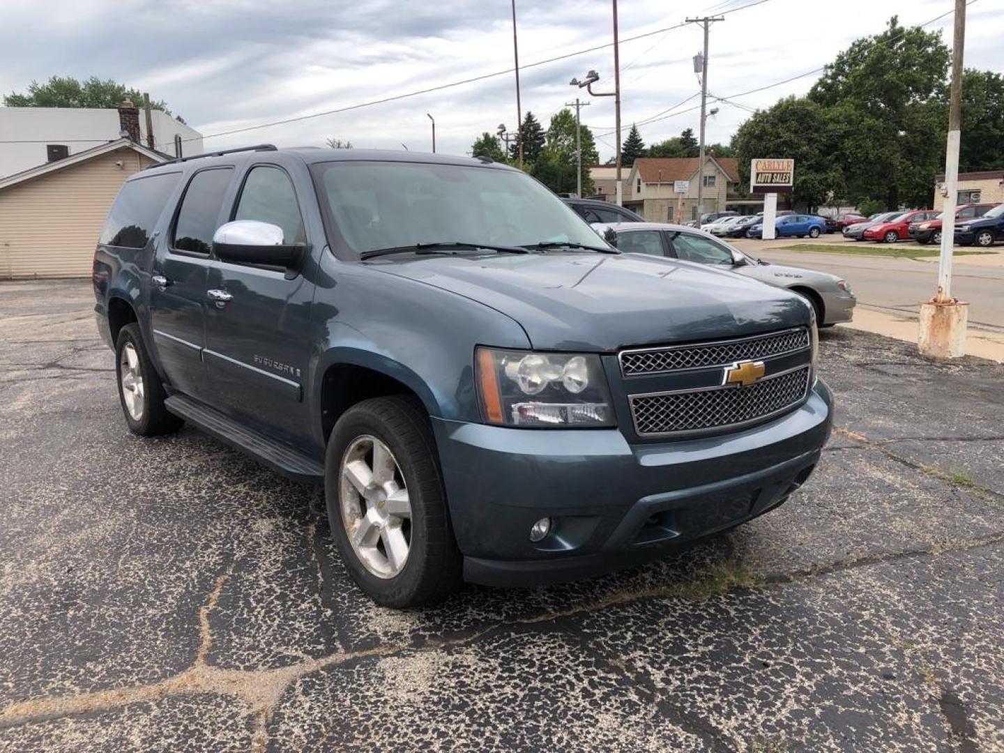 2008 BLUE CHEVROLET SUBURBAN 1500 LS (1GNFK16348J) with an 5.3L engine, Automatic transmission, located at 1708 Broadway, Rockford, IL, 61104, (815) 397-5010, 42.252522, -89.069359 - Photo#1