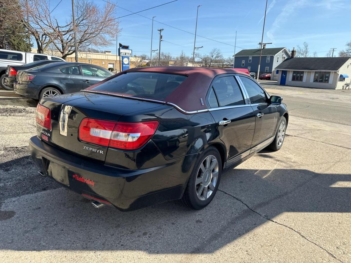 2006 BLACK LINCOLN ZEPHYR (3LNHM26126R) with an 3.0L engine, Automatic transmission, located at 1708 Broadway, Rockford, IL, 61104, (815) 397-5010, 42.252522, -89.069359 - Photo#3