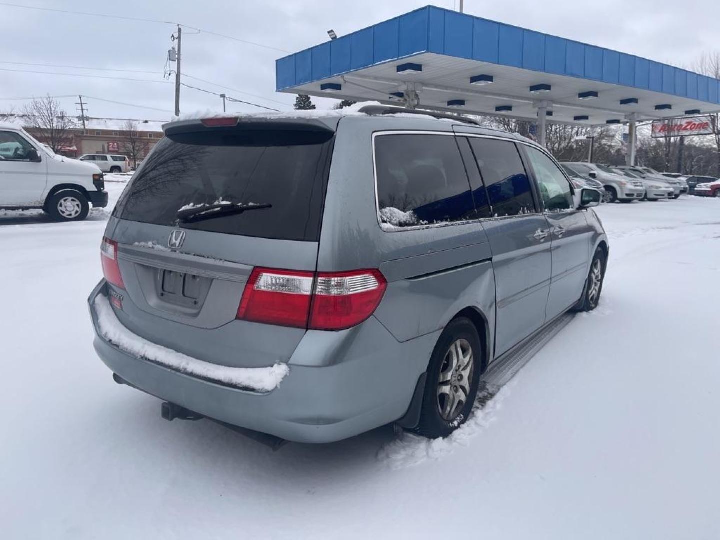 2007 BLUE HONDA ODYSSEY EX (5FNRL38407B) with an 3.5L engine, Automatic transmission, located at 1708 Broadway, Rockford, IL, 61104, (815) 397-5010, 42.252522, -89.069359 - Photo#2