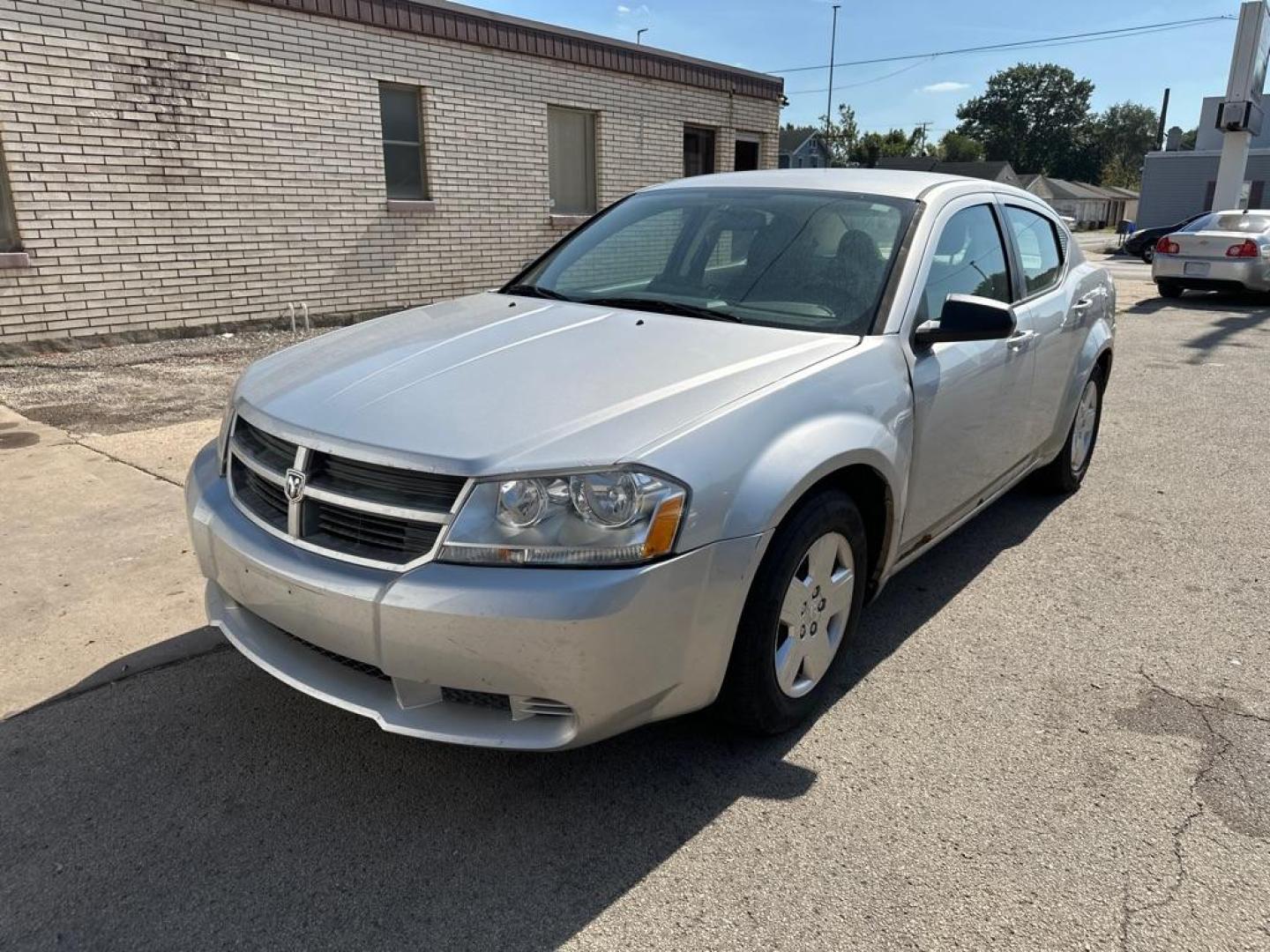 2010 SILVER DODGE AVENGER SXT (1B3CC4FB2AN) with an 2.4L engine, Automatic transmission, located at 1708 Broadway, Rockford, IL, 61104, (815) 397-5010, 42.252522, -89.069359 - Photo#0