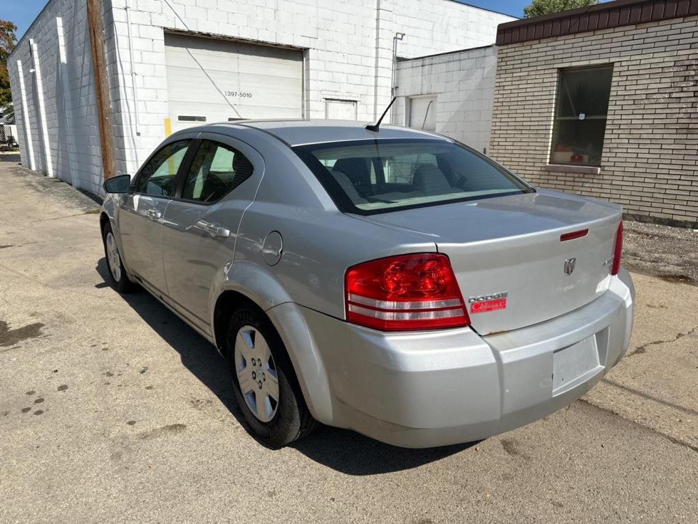 2010 SILVER DODGE AVENGER SXT (1B3CC4FB2AN) with an 2.4L engine, Automatic transmission, located at 1708 Broadway, Rockford, IL, 61104, (815) 397-5010, 42.252522, -89.069359 - Photo#1