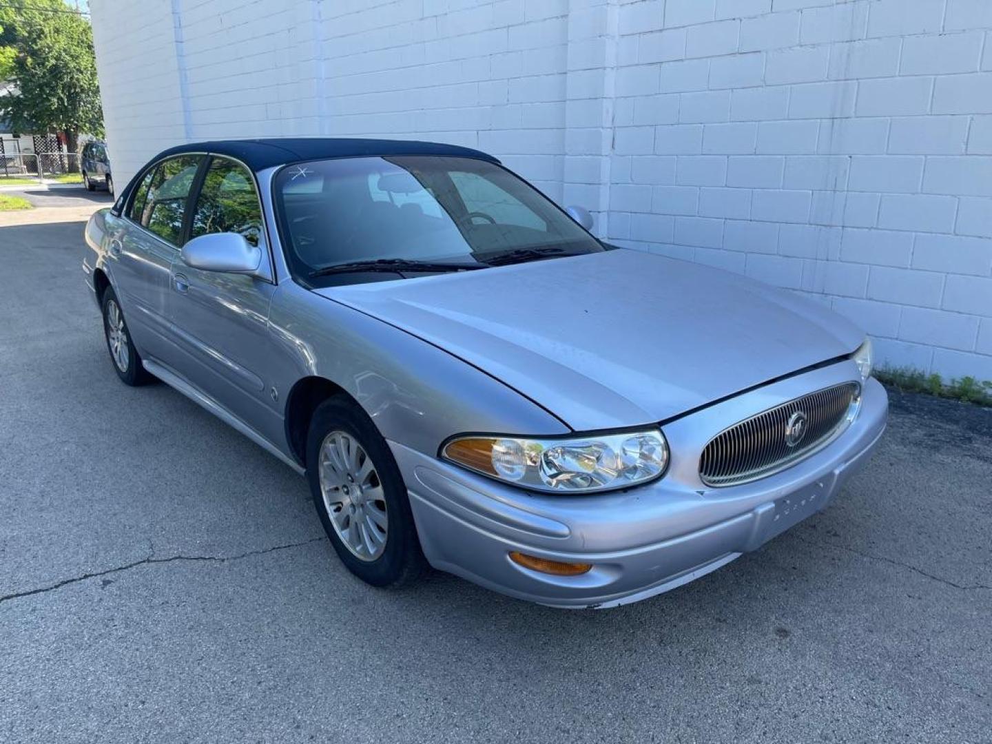 2005 BLUE BUICK LESABRE CUSTOM (1G4HP52K45U) with an 3.8L engine, Automatic transmission, located at 1708 Broadway, Rockford, IL, 61104, (815) 397-5010, 42.252522, -89.069359 - Photo#1