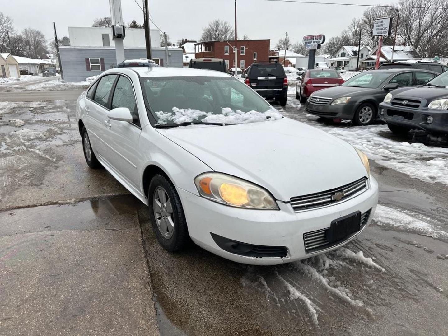 2010 WHITE CHEVROLET IMPALA LT (2G1WB5EKXA1) with an 3.5L engine, Automatic transmission, located at 1708 Broadway, Rockford, IL, 61104, (815) 397-5010, 42.252522, -89.069359 - Photo#0