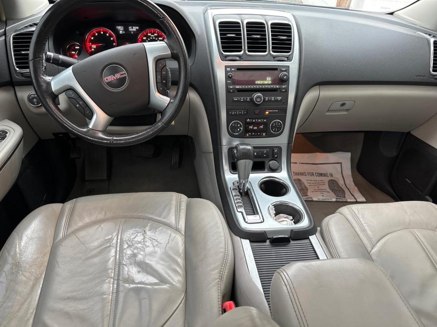 2008 BLUE GMC ACADIA SLT-2 (1GKEV33788J) with an 3.6L engine, Automatic transmission, located at 1708 Broadway, Rockford, IL, 61104, (815) 397-5010, 42.252522, -89.069359 - Photo#7