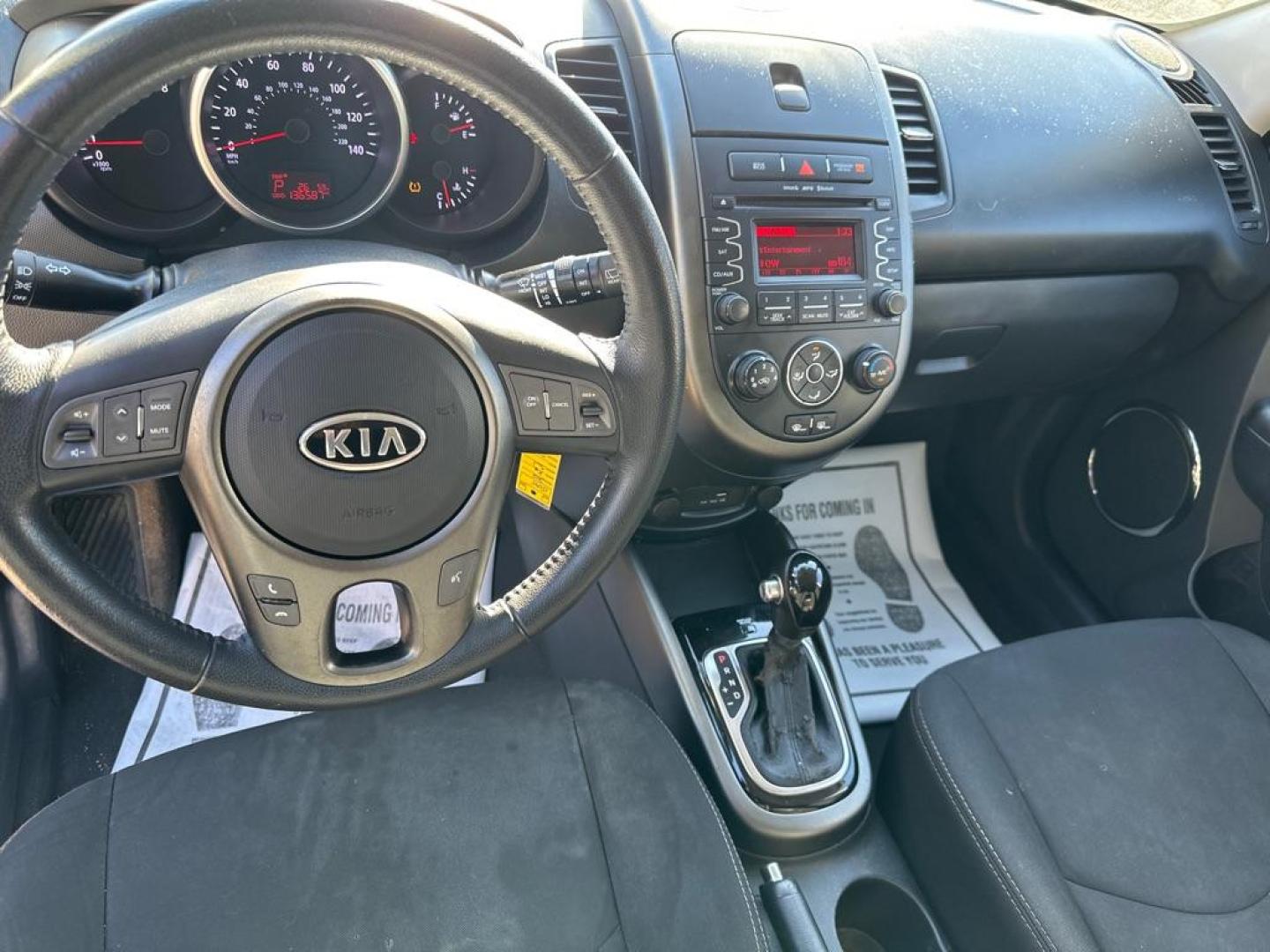 2012 SILVER KIA SOUL + (KNDJT2A62C7) with an 2.0L engine, Automatic transmission, located at 1708 Broadway, Rockford, IL, 61104, (815) 397-5010, 42.252522, -89.069359 - Photo#5