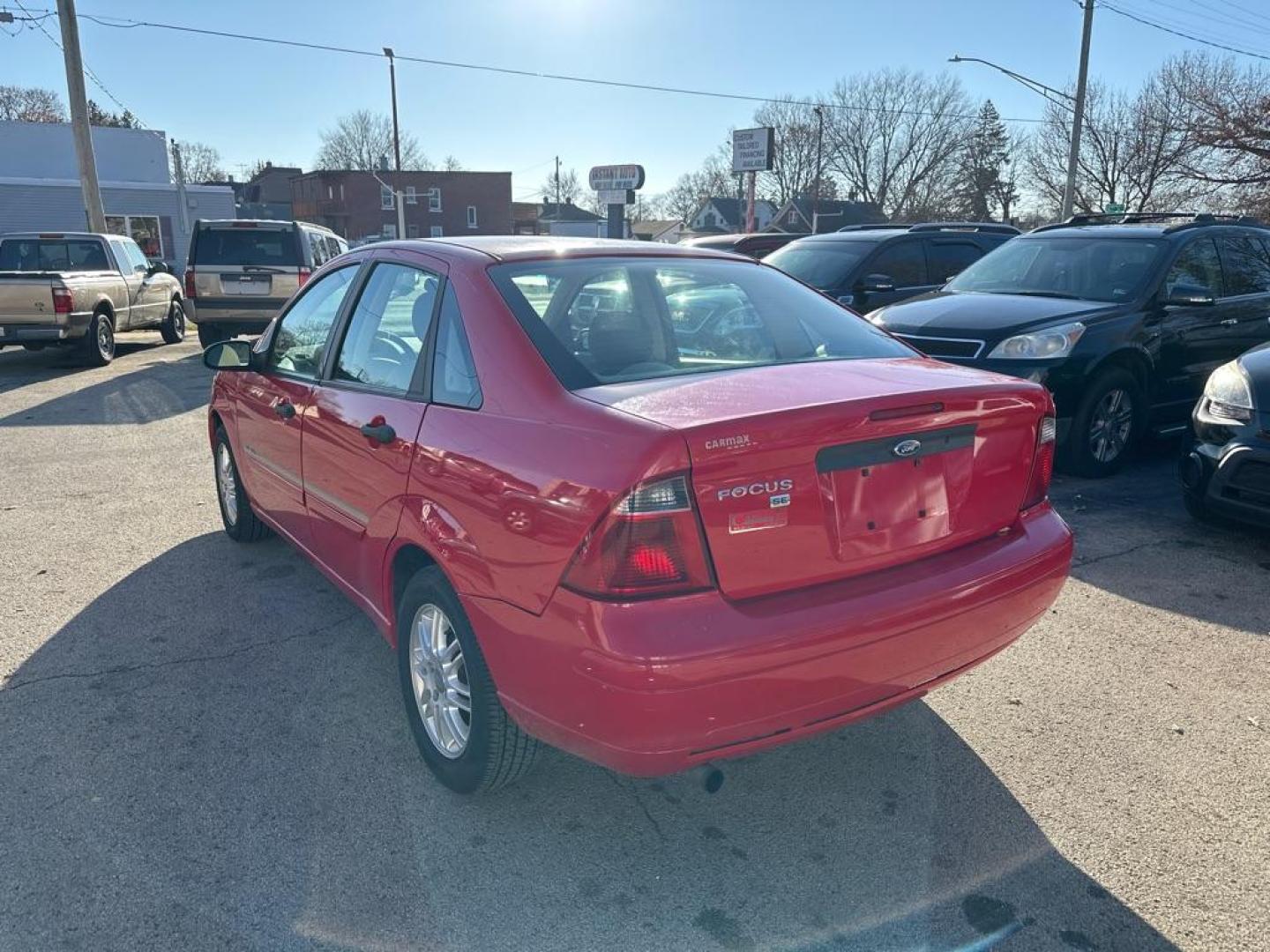 2007 RED FORD FOCUS ZX4 (1FAHP34N67W) with an 2.0L engine, Automatic transmission, located at 1708 Broadway, Rockford, IL, 61104, (815) 397-5010, 42.252522, -89.069359 - Photo#1