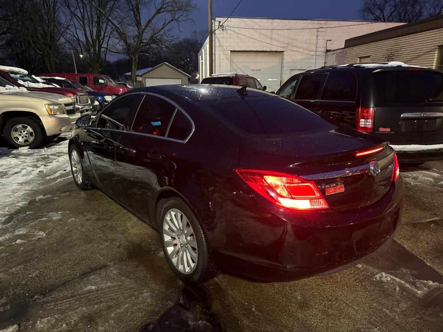 2011 BLACK /black BUICK REGAL CXL (2G4GN5ECXB9) with an 2.4L engine, Automatic transmission, located at 1708 Broadway, Rockford, IL, 61104, (815) 397-5010, 42.252522, -89.069359 - Photo#1