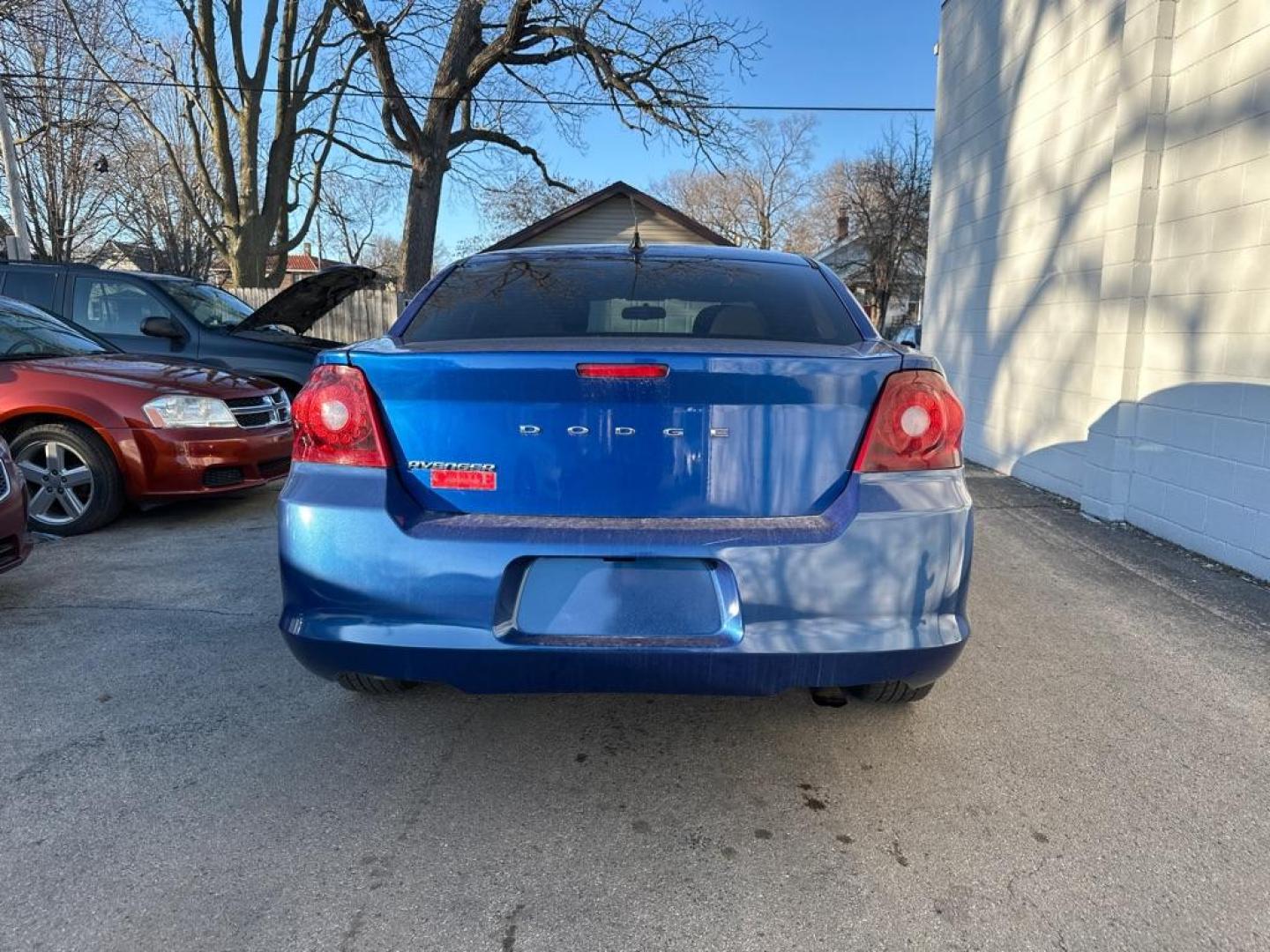 2012 BLUE DODGE AVENGER SE (1C3CDZAB1CN) with an 2.4L engine, Automatic transmission, located at 1708 Broadway, Rockford, IL, 61104, (815) 397-5010, 42.252522, -89.069359 - Photo#2