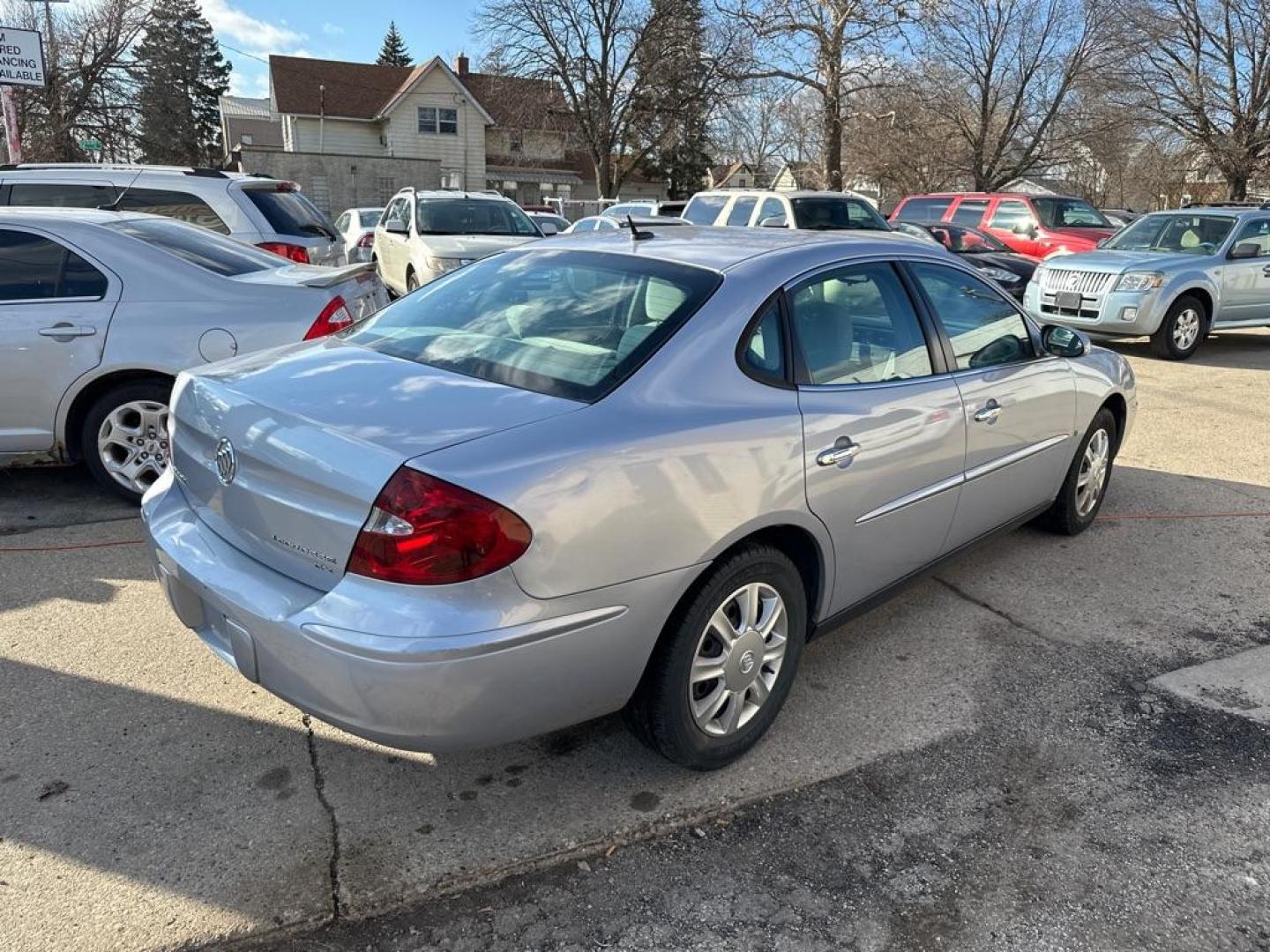 2006 SILVER BUICK LACROSSE CX (2G4WC582161) with an 3.8L engine, Automatic transmission, located at 1708 Broadway, Rockford, IL, 61104, (815) 397-5010, 42.252522, -89.069359 - Photo#2