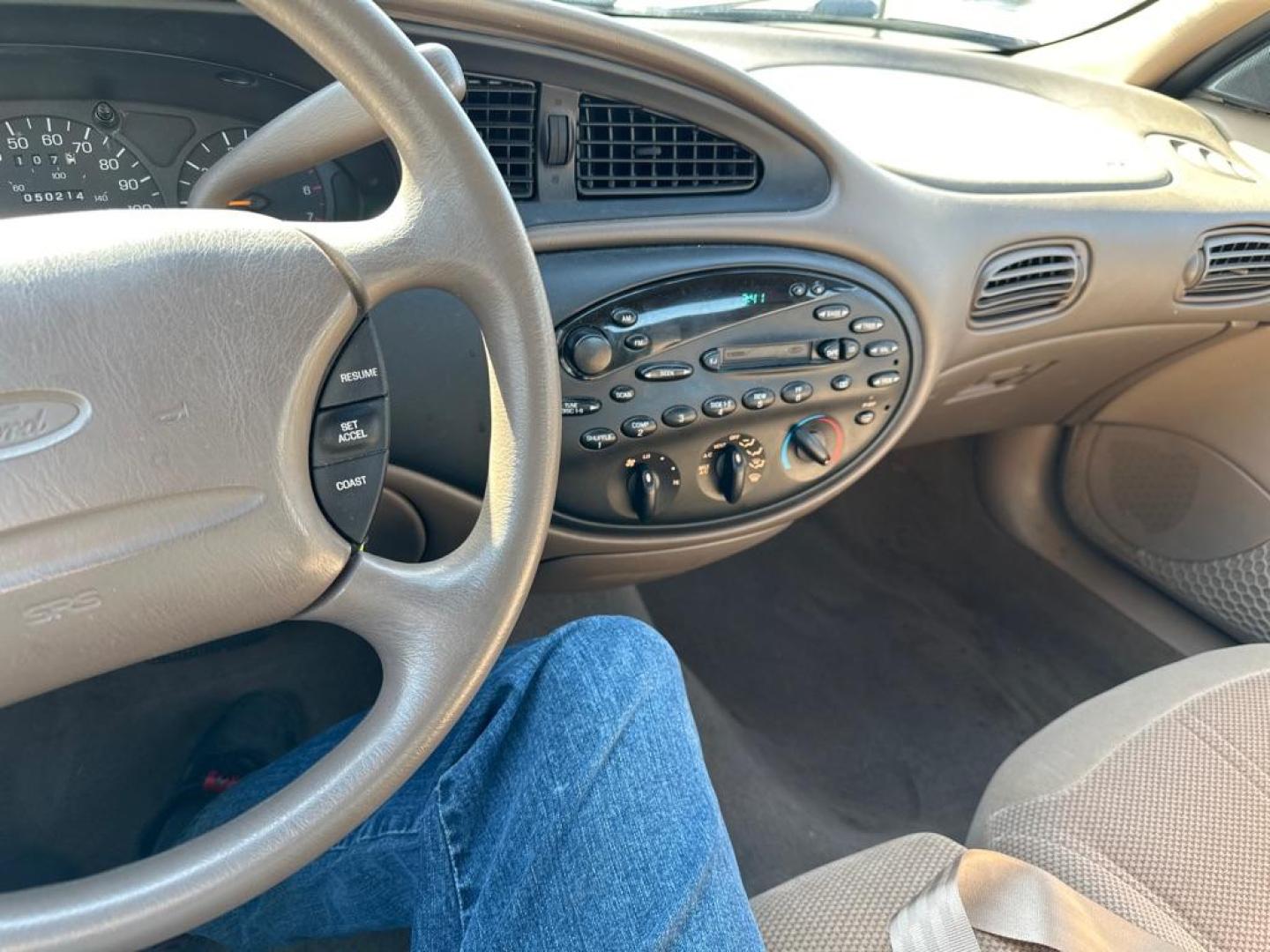 1998 GOLD FORD TAURUS LX (1FAFP52U2WG) with an 3.0L engine, Automatic transmission, located at 1708 Broadway, Rockford, IL, 61104, (815) 397-5010, 42.252522, -89.069359 - Photo#5