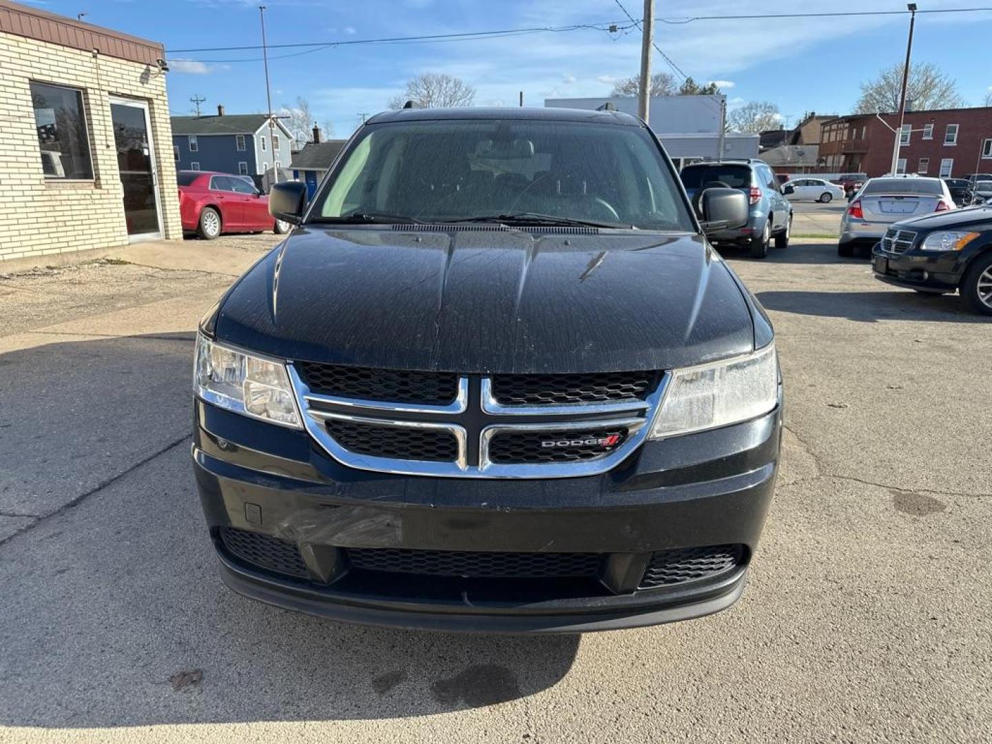 2018 BLACK DODGE JOURNEY SE (3C4PDCAB3JT) with an 2.4L engine, Automatic transmission, located at 1708 Broadway, Rockford, IL, 61104, (815) 397-5010, 42.252522, -89.069359 - Photo#5