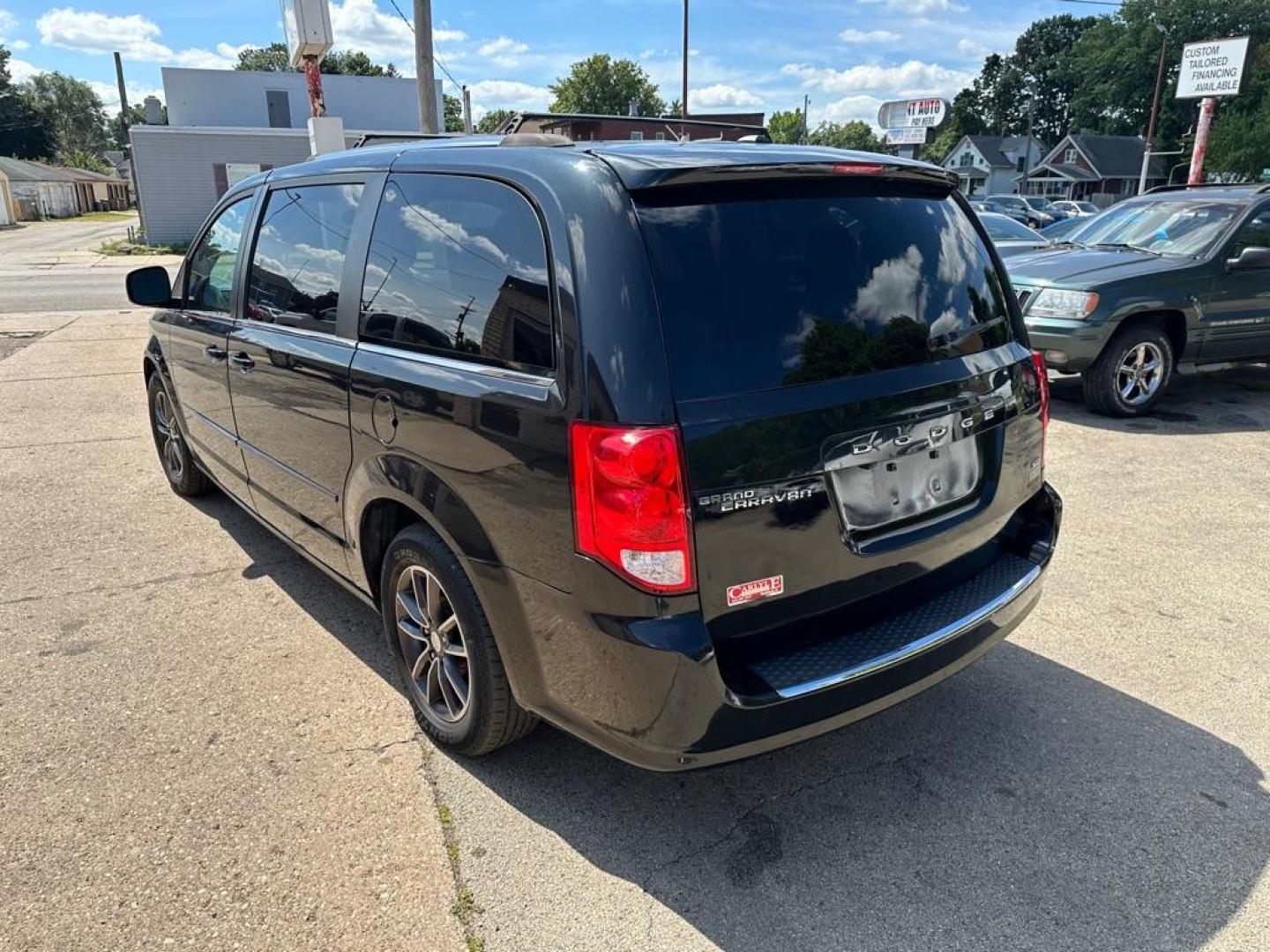 2017 BLACK DODGE GRAND CARAVAN SXT (2C4RDGCG0HR) with an 3.6L engine, Automatic transmission, located at 1708 Broadway, Rockford, IL, 61104, (815) 397-5010, 42.252522, -89.069359 - Photo#3