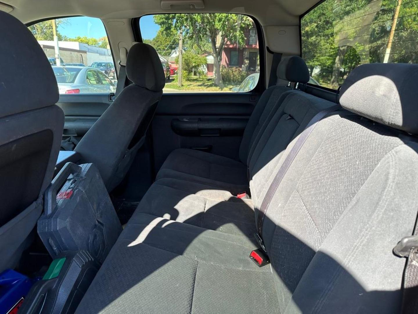 2008 MAROON CHEVROLET SILVERADO 2500 HEAVY DUTY (1GCHK23608F) with an 6.6L engine, Automatic transmission, located at 1708 Broadway, Rockford, IL, 61104, (815) 397-5010, 42.252522, -89.069359 - Photo#9