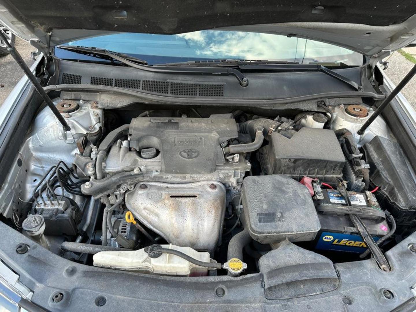 2012 SILVER TOYOTA CAMRY BASE (4T1BF1FK3CU) with an 2.5L engine, Automatic transmission, located at 1708 Broadway, Rockford, IL, 61104, (815) 397-5010, 42.252522, -89.069359 - Photo#12