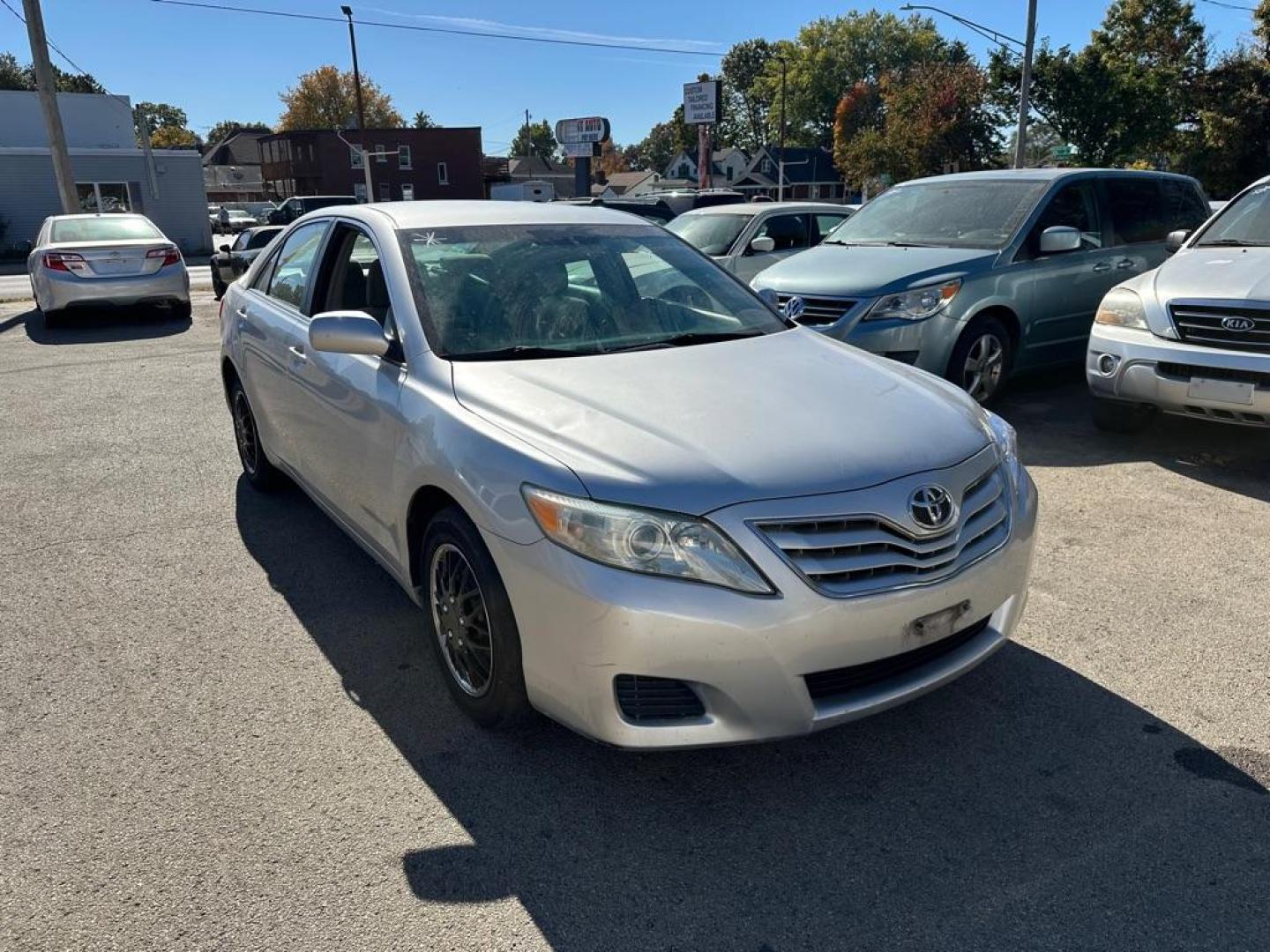 2010 SILVER TOYOTA CAMRY BASE (4T4BF3EK0AR) with an 2.5L engine, Automatic transmission, located at 1708 Broadway, Rockford, IL, 61104, (815) 397-5010, 42.252522, -89.069359 - Photo#0