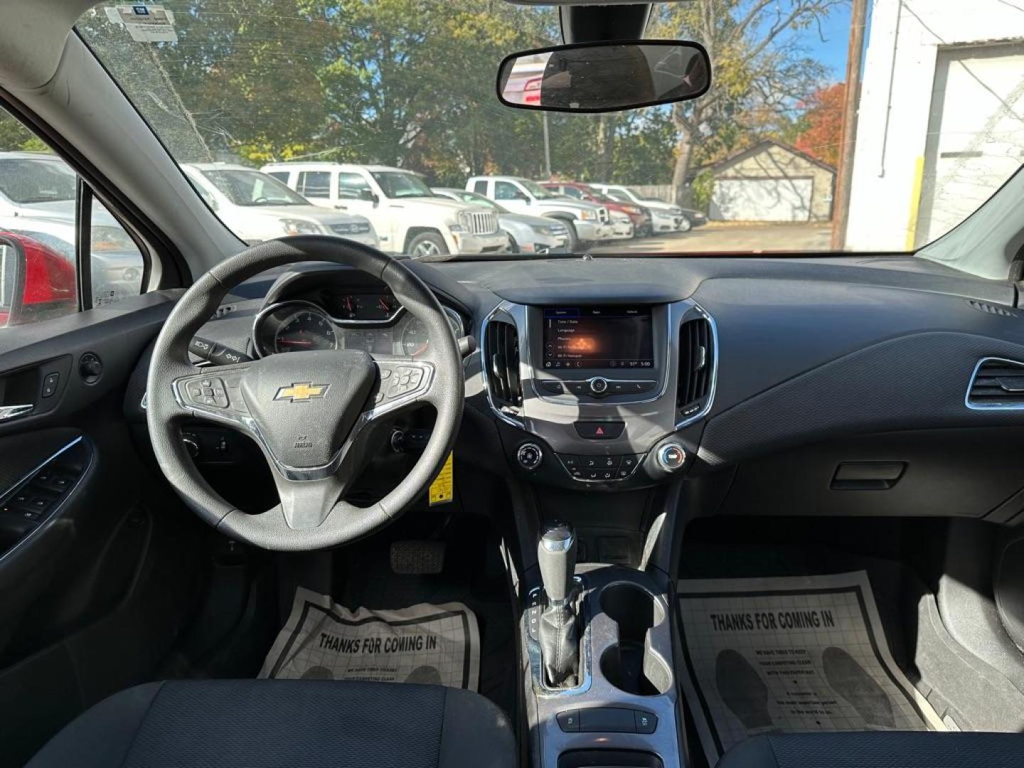 2019 RED CHEVROLET CRUZE LS (1G1BC5SM3K7) with an 1.4L engine, Automatic transmission, located at 1708 Broadway, Rockford, IL, 61104, (815) 397-5010, 42.252522, -89.069359 - Photo#9