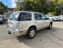 2008 SILVER MERCURY MOUNTAINEER LUXURY (4M2EU47E28U) with an 4.0L engine, Automatic transmission, located at 1708 Broadway, Rockford, IL, 61104, (815) 397-5010, 42.252522, -89.069359 - Photo#4