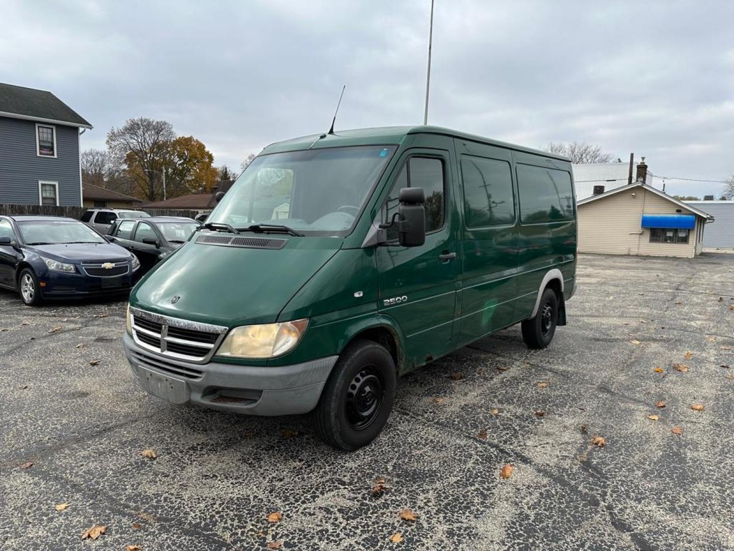 2004 GREEN DODGE 2500 SPRINTER (WD2PD643645) with an 2.7L engine, Automatic transmission, located at 1708 Broadway, Rockford, IL, 61104, (815) 397-5010, 42.252522, -89.069359 - Photo#0