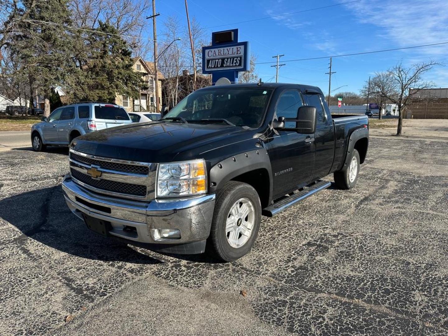 2012 BLACK CHEVROLET SILVERADO 1500 LT (1GCRKSE77CZ) with an 5.3L engine, Automatic transmission, located at 1708 Broadway, Rockford, IL, 61104, (815) 397-5010, 42.252522, -89.069359 - Photo#1