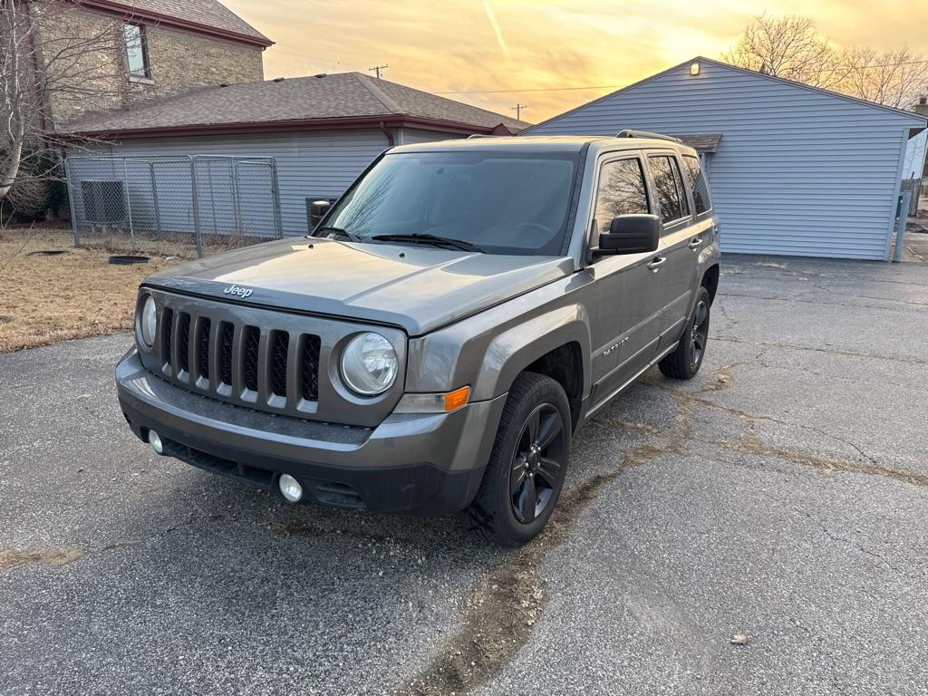 photo of 2014 JEEP PATRIOT LATITUDE