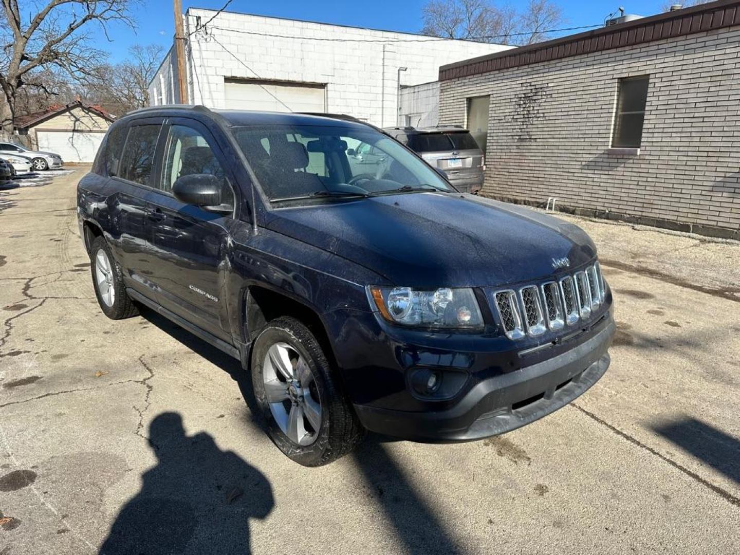 2016 BLUE JEEP COMPASS SPORT (1C4NJCBA6GD) with an 2.0L engine, Continuously Variable transmission, located at 1708 Broadway, Rockford, IL, 61104, (815) 397-5010, 42.252522, -89.069359 - Photo#1