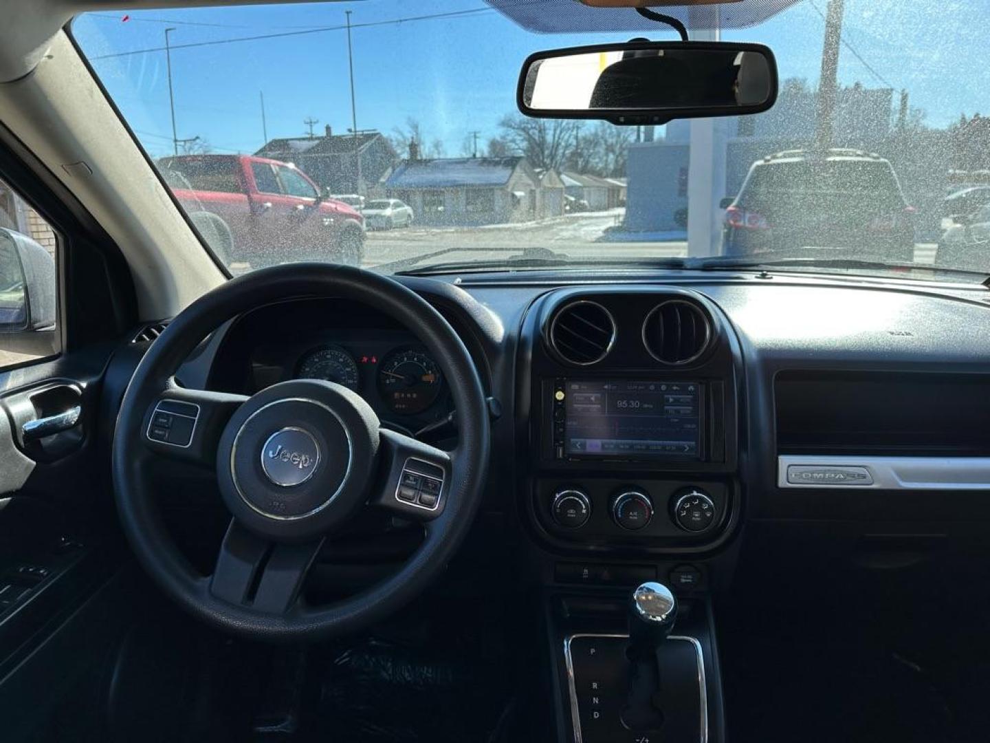 2016 BLUE JEEP COMPASS SPORT (1C4NJCBA6GD) with an 2.0L engine, Continuously Variable transmission, located at 1708 Broadway, Rockford, IL, 61104, (815) 397-5010, 42.252522, -89.069359 - Photo#5