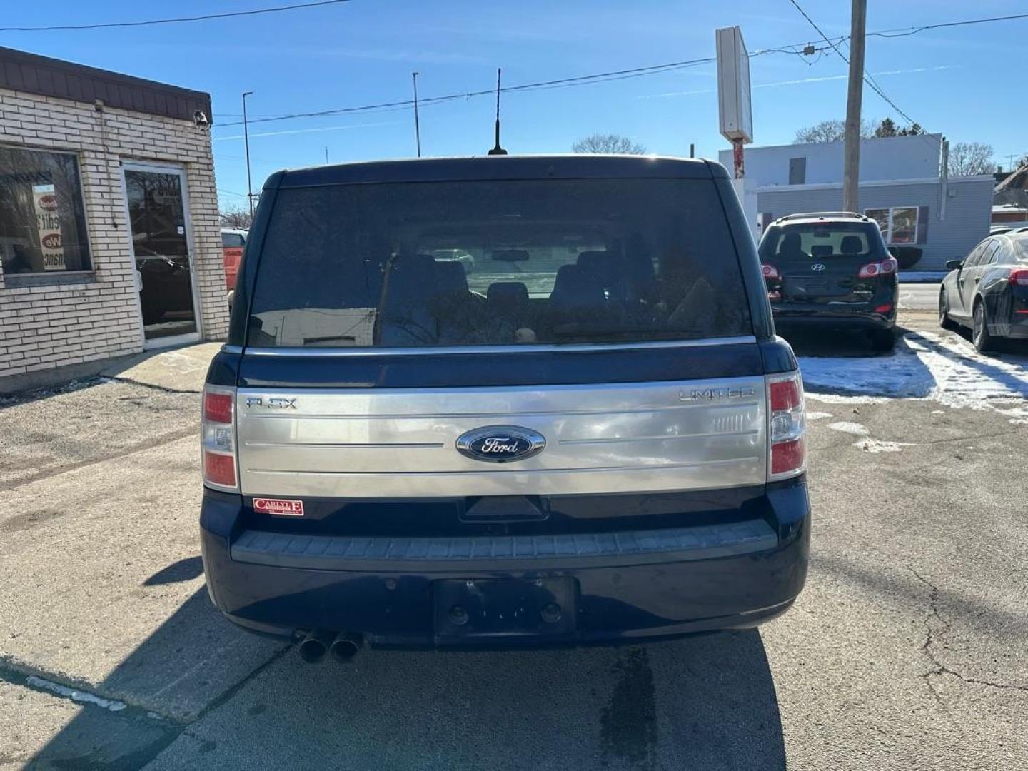 2011 BLUE FORD FLEX LIMITED (2FMGK5DC1BB) with an 3.5L engine, Automatic transmission, located at 1708 Broadway, Rockford, IL, 61104, (815) 397-5010, 42.252522, -89.069359 - Photo#4