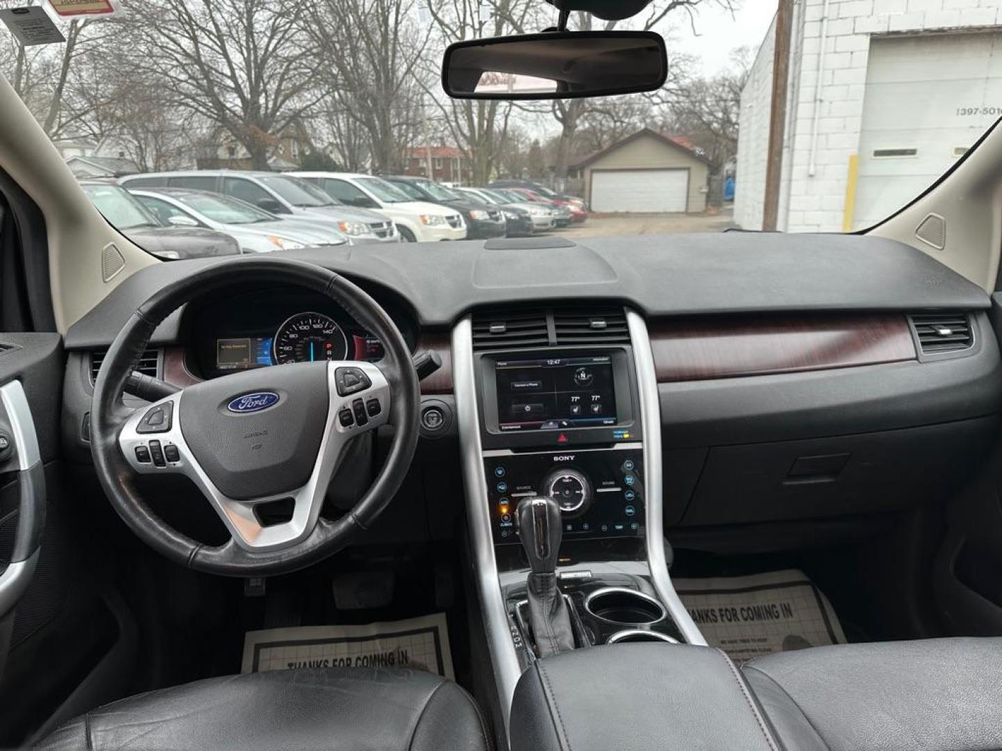 2011 SILVER FORD EDGE LIMITED (2FMDK4KC8BB) with an 3.5L engine, Automatic transmission, located at 1708 Broadway, Rockford, IL, 61104, (815) 397-5010, 42.252522, -89.069359 - Photo#5